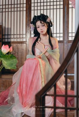 Coser@ Sticky Dumpling Rabbit — подпишитесь на «Drunk by the Lotus Pond» в августе и «Мечтайте в саду» (49P)